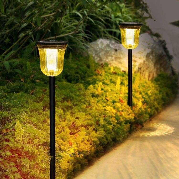 50000 horas de vida útil Luz de paisaje LED con energía solar para decoración de jardines