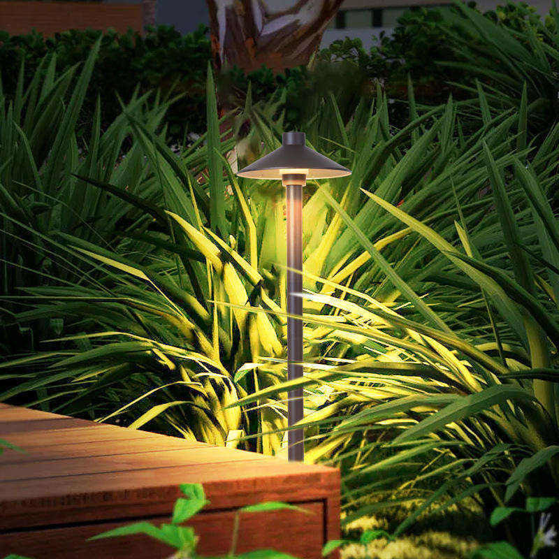 Jardín al aire libre Luz de paisaje de bajo voltaje Iluminación de pasillos de césped con suministro de energía solar