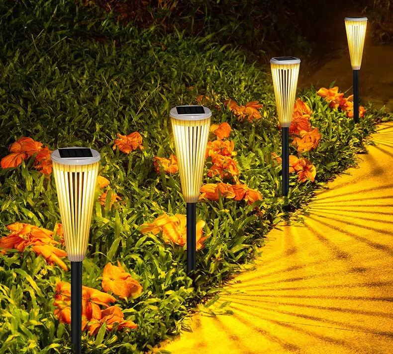 Luz solar de jardín impermeable para césped Paisaje de la comunidad Villa Decoración de flores