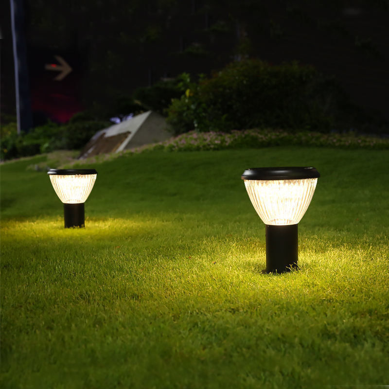 Luces solares para jardines Puerta de pilar Luz LED para jardín Paisaje Decoración del patio