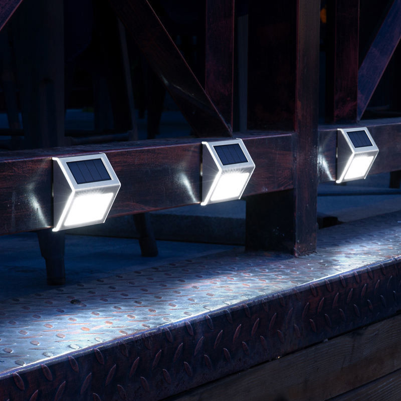 Luz solar resistente al agua Escalera de energía LED Luzes de cercas de escalones solares para el camino del jardín