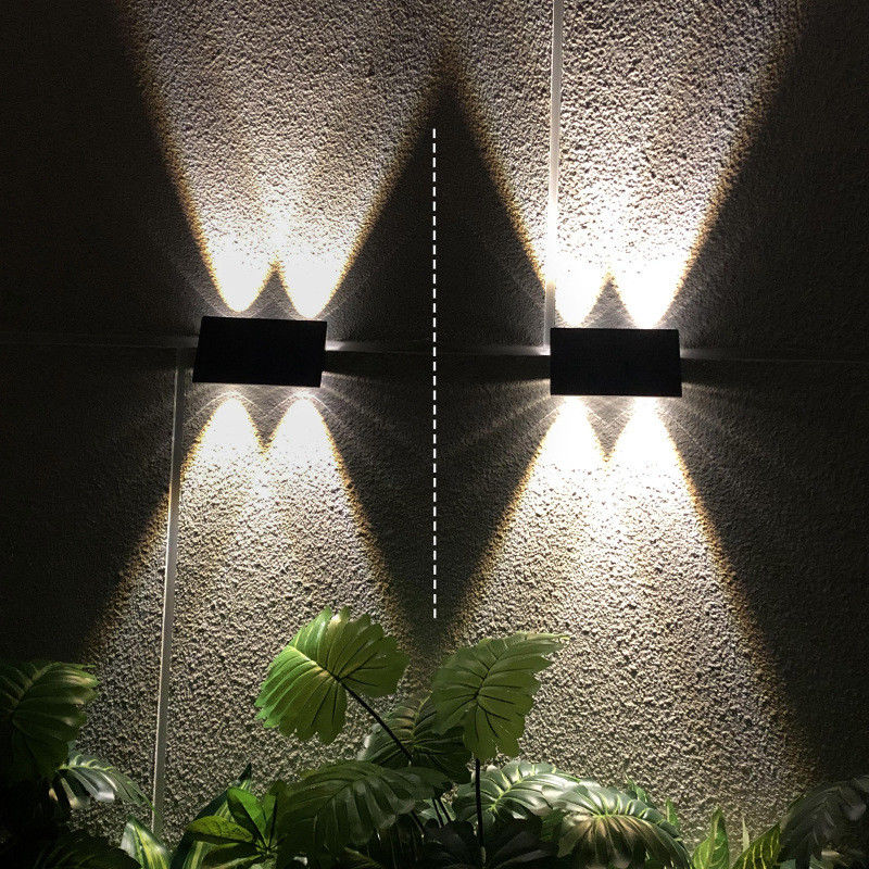 2800-3200K Temperatura de color Iluminación solar para jardín exterior
