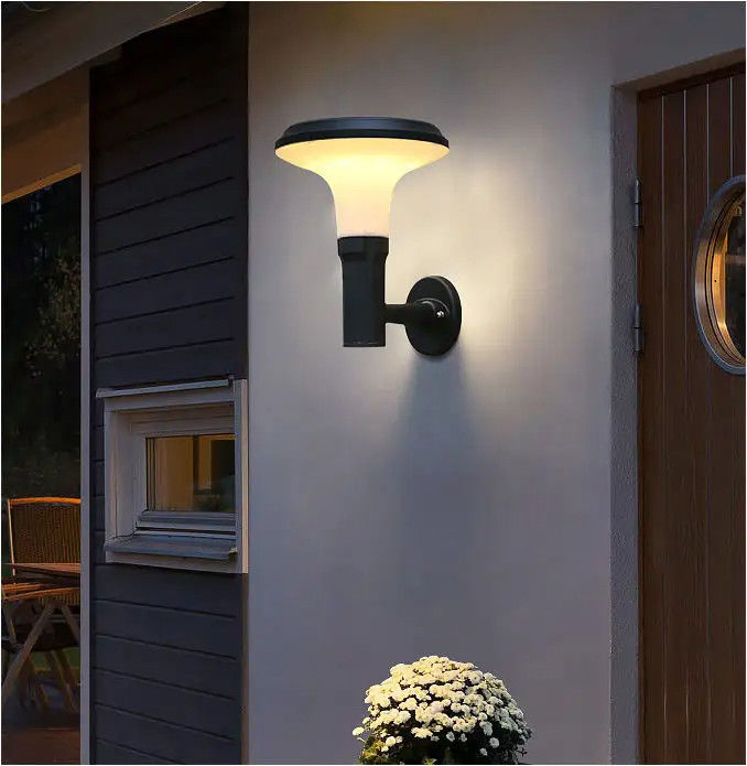Luz solar de pared LED ultra brillante a prueba de agua para terraza exterior de puerta de villa personalizada