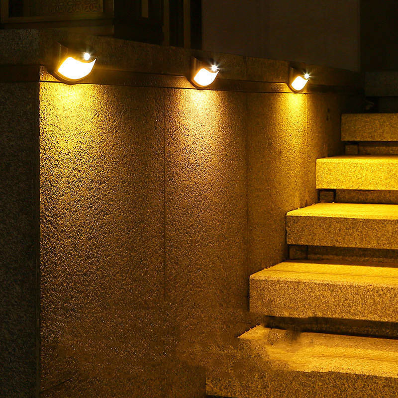 Iluminación de patio exterior a prueba de agua Control de luz led luz solar de pared para jardín