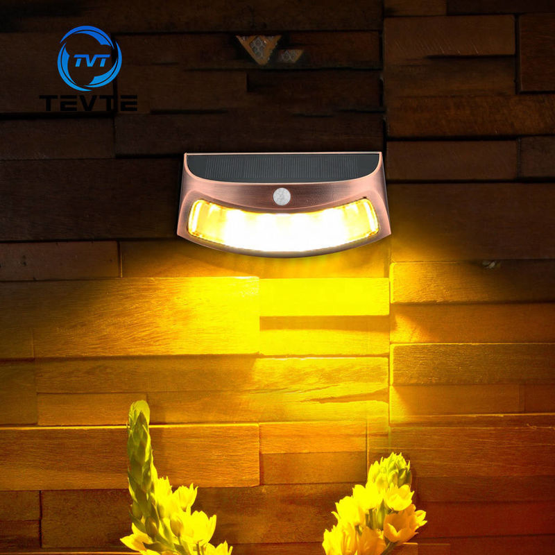 Lámpara de sonrisa de jardín exterior solar impermeable IP65 con inducción del cuerpo humano