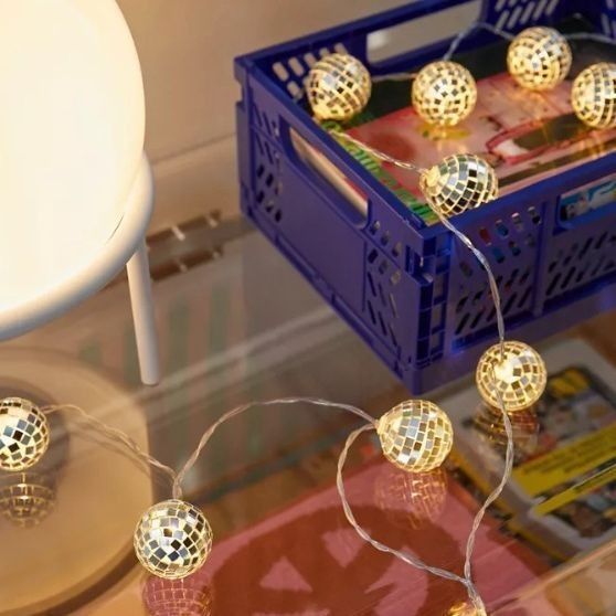 Lámpara de cuerda LED de bola de espejo de plata para la fiesta de decoración de Navidad Casa Dormitorio interior