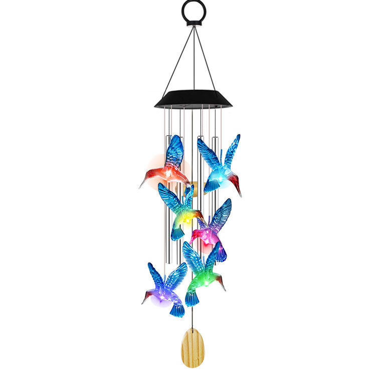 Campana de viento de energía solar a prueba de agua con color cambiante Colibri y diseño de mariposa