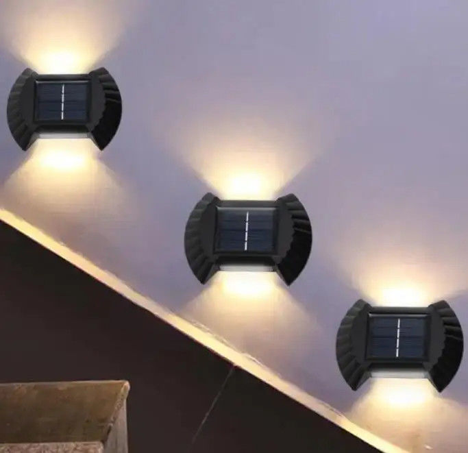 Iluminación solar LED de pared blanca caliente para jardín patio garaje camino de entrada hasta abajo lámpara