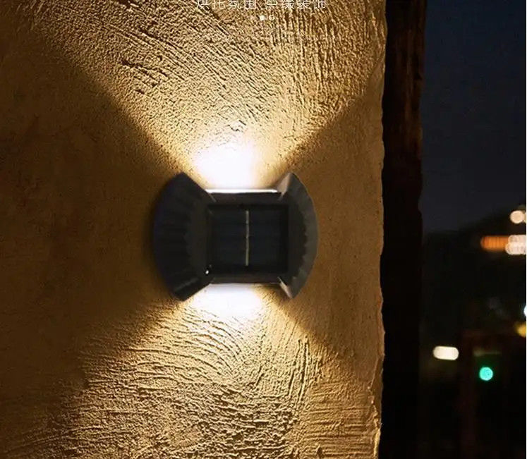 Iluminación solar LED de pared blanca caliente para jardín patio garaje camino de entrada hasta abajo lámpara